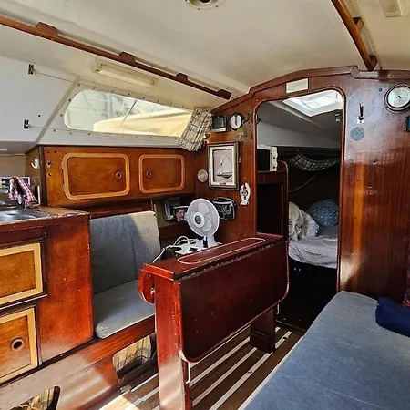 Romantic Boat Expo