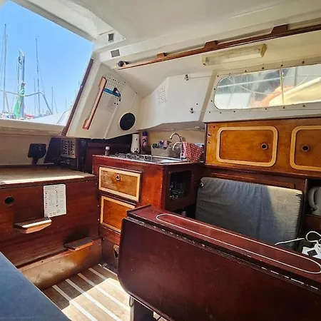 Romantic Boat Expo Botel Lisbon