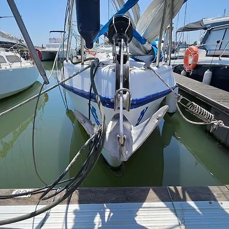 Romantic Boat Expo Πλωτό κατάλυμα