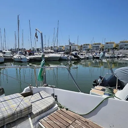 Romantic Boat Expo Πλωτό κατάλυμα