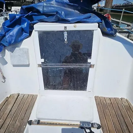 Romantic Boat Expo Tekne *